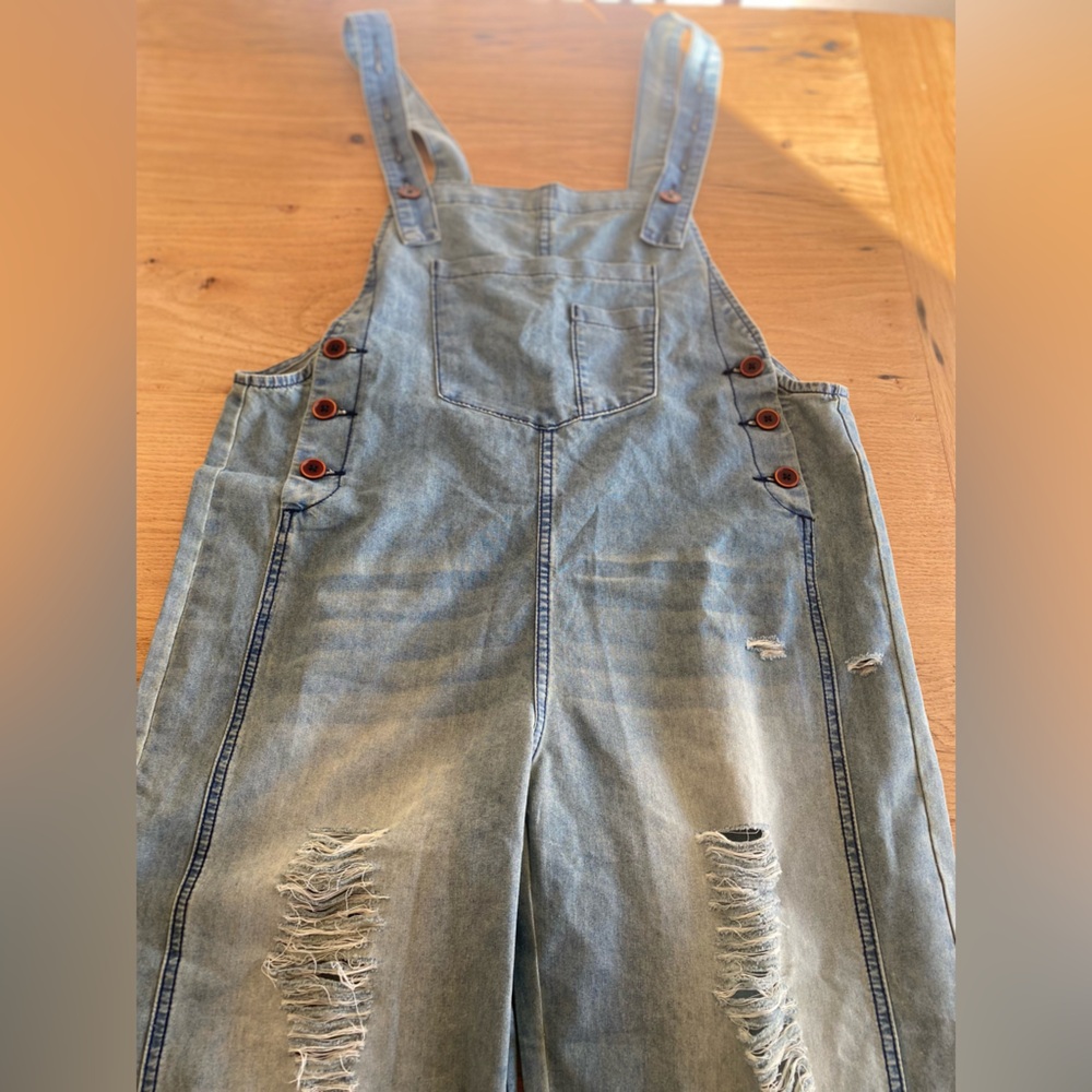 Overalls Wide Leg Light Wash Distressed Button Sides‎ Women’s Medium Preloved